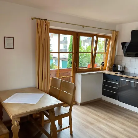 Apartament Haus Monika *